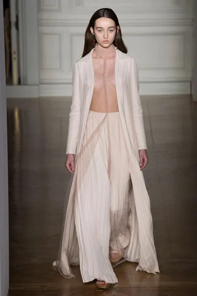 Look 2